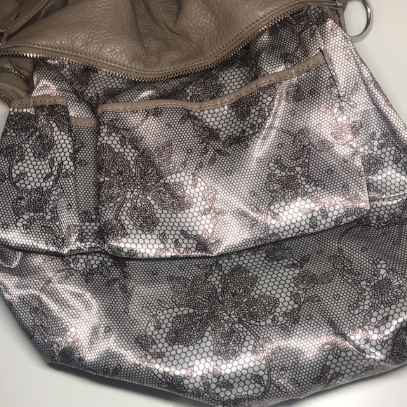 Danier Leather Shoulder bag/Handbag in beige - Picture 14 of 15